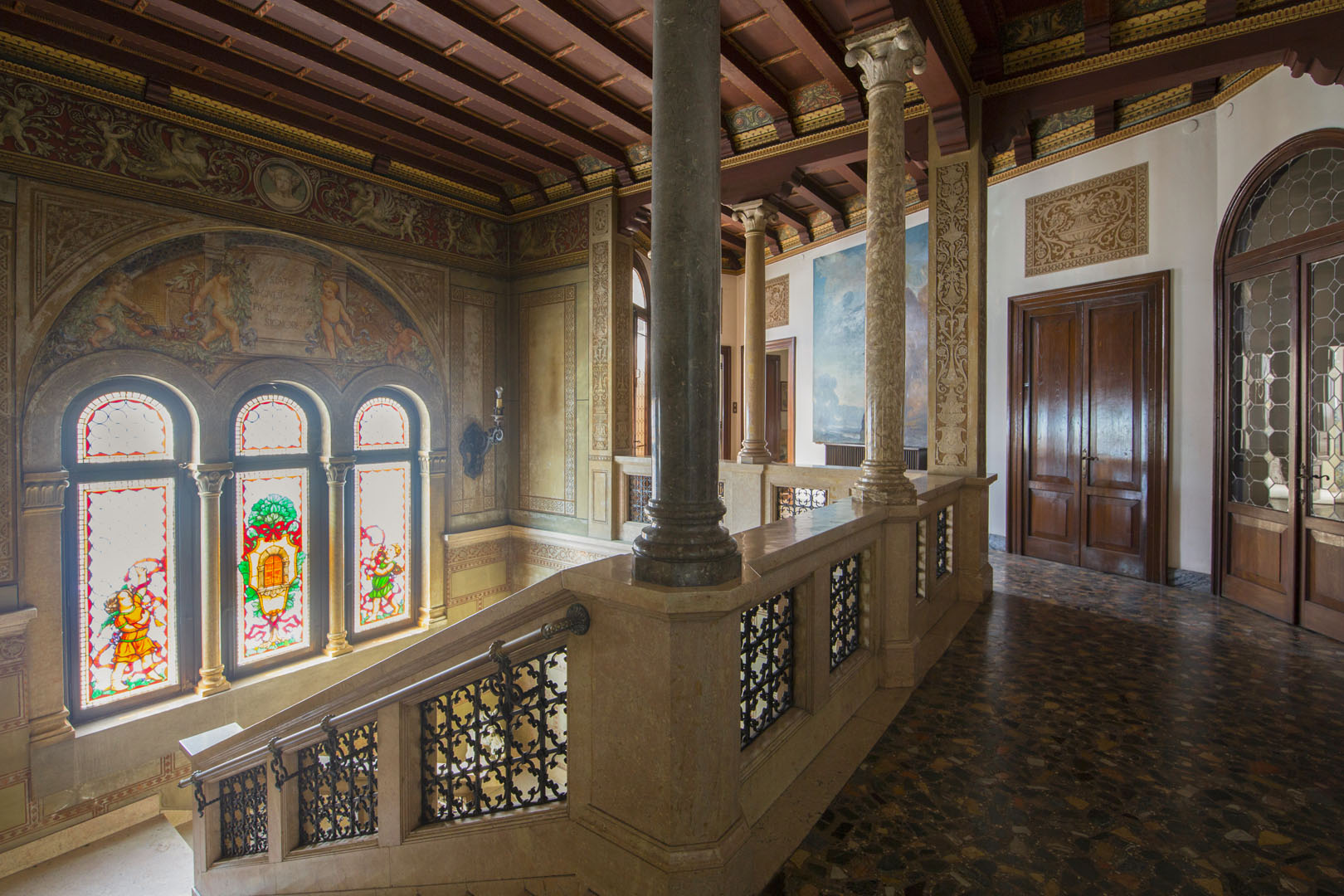 VILLA STILE LIBERTY IN VENDITA